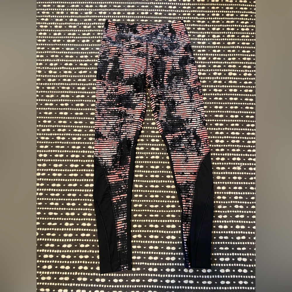Marika women’s small legging